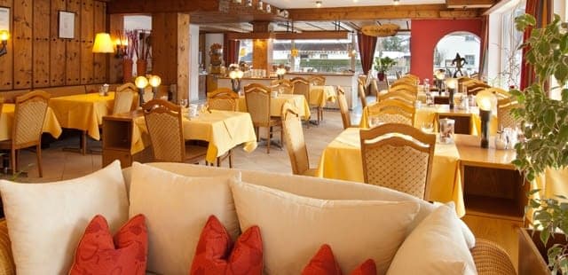 Hotel Rheinischer Hof