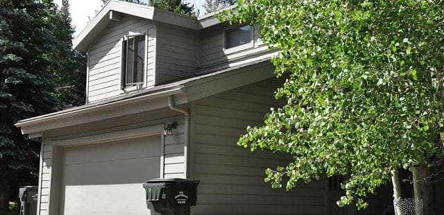 4484 Streamside