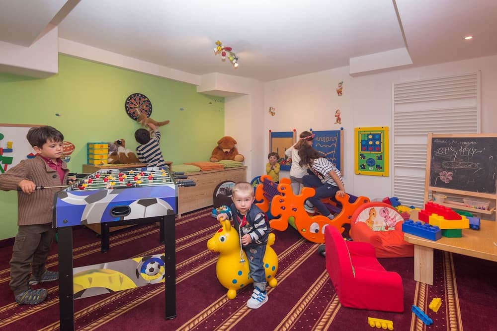 Children’s Play Area - Indoor