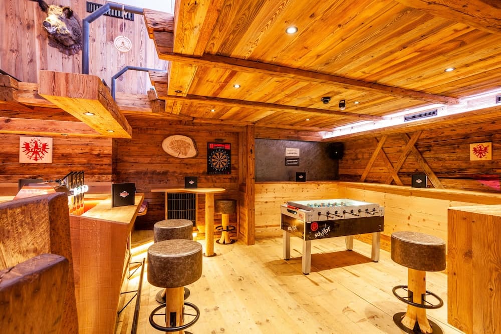 Sports Bar