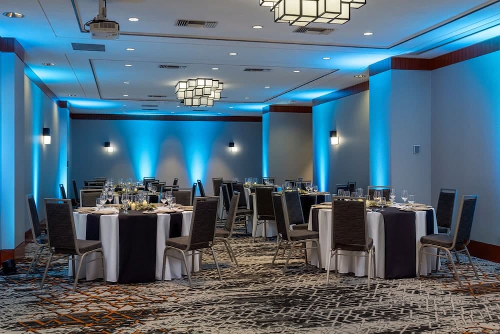 Meeting facility