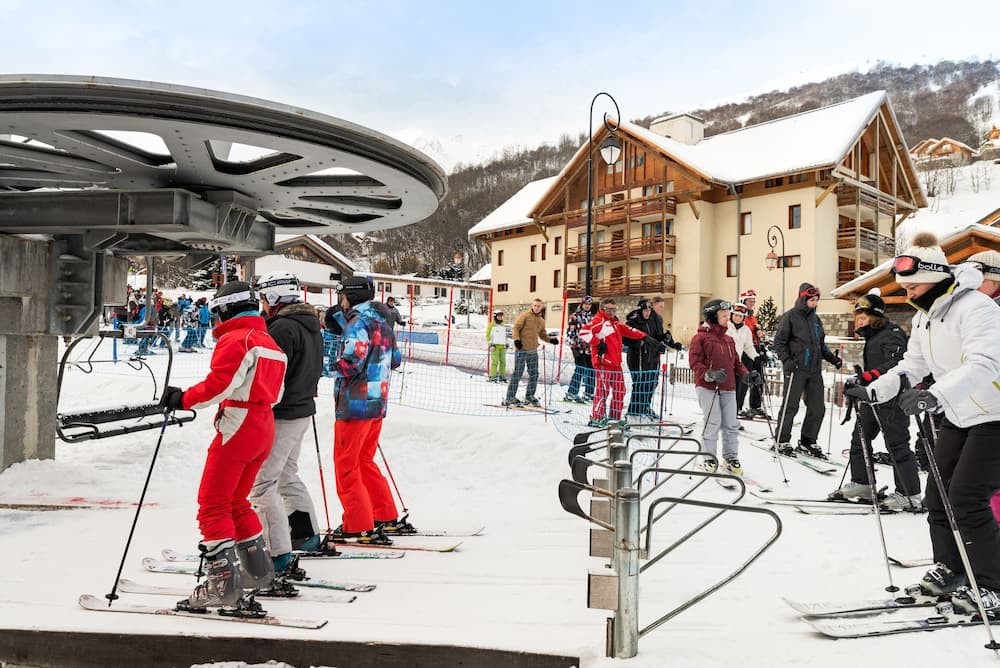 Snow and ski sports