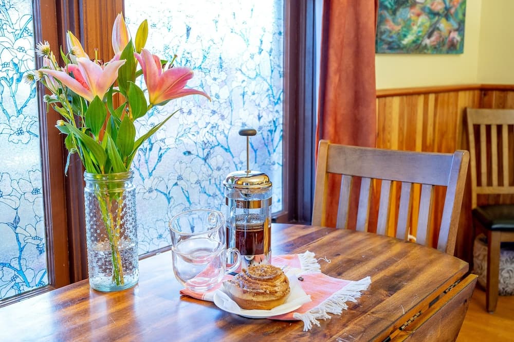 In-room dining