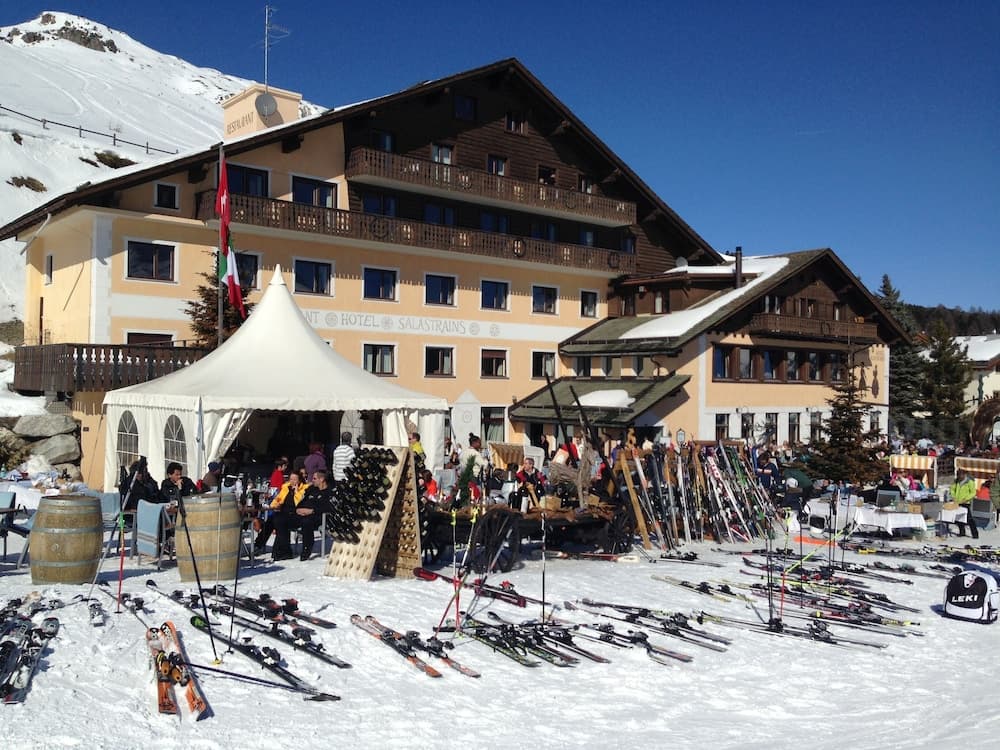 Snow and ski sports