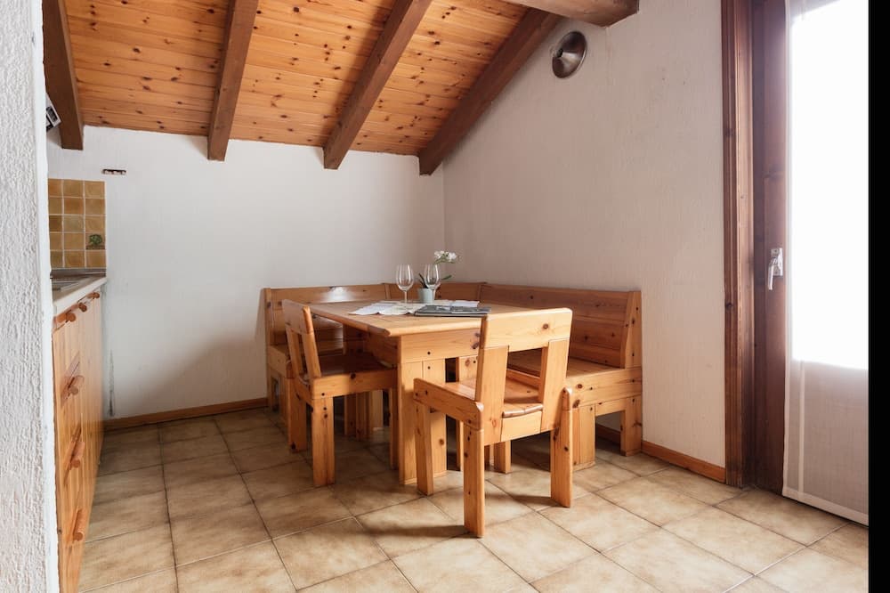 In-room dining