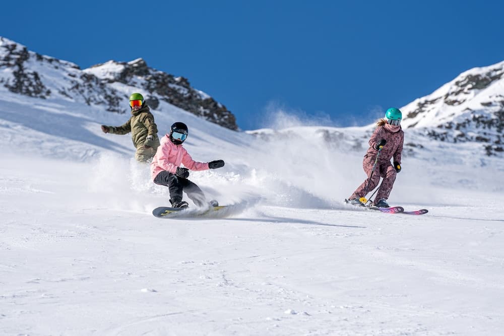 Snow and ski sports