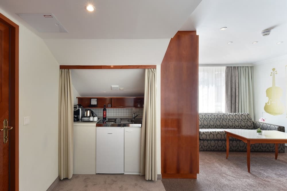 Private kitchenette
