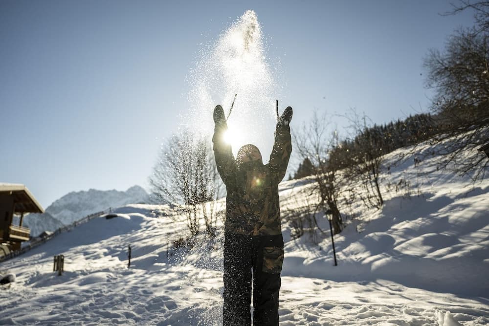 Snow and ski sports
