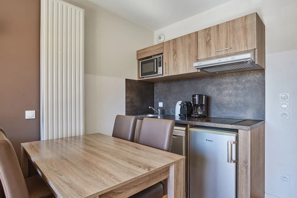 Private kitchenette