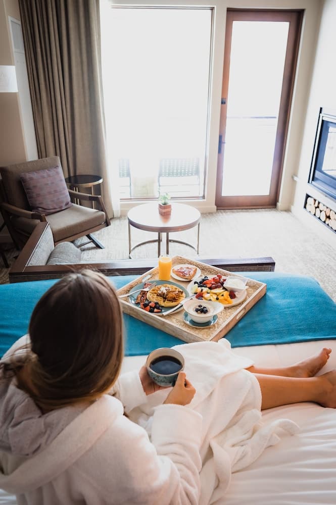Room service - dining