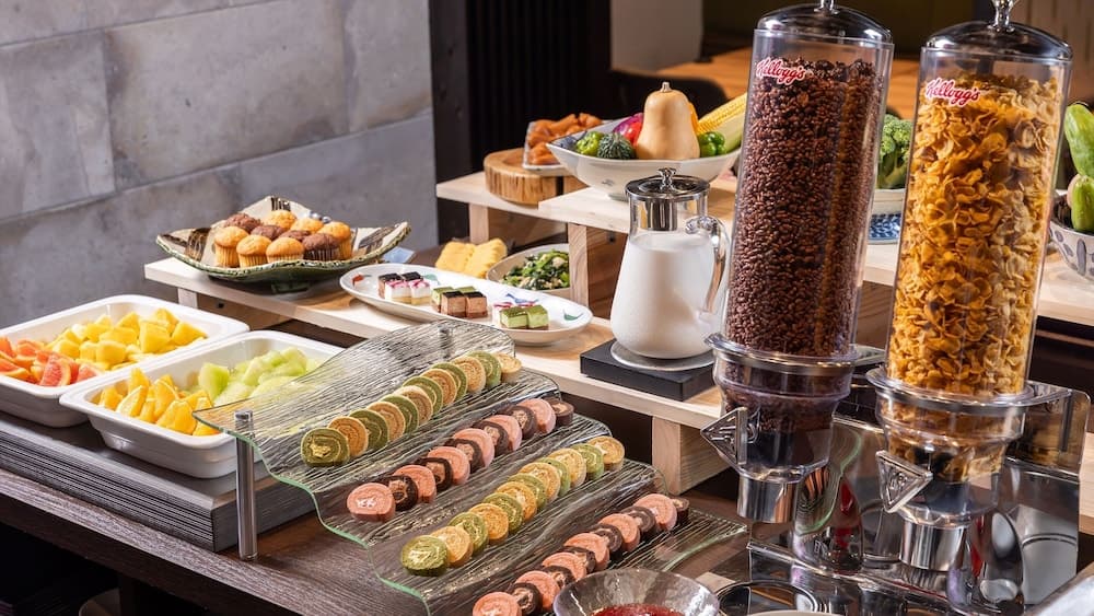 Breakfast buffet