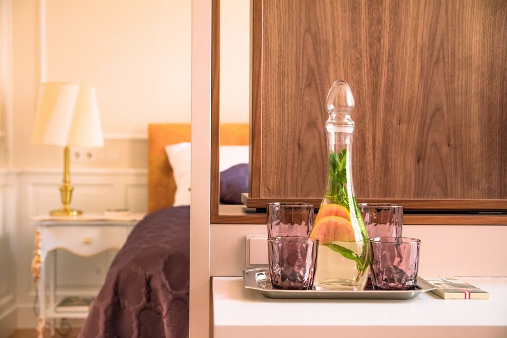 Room amenity
