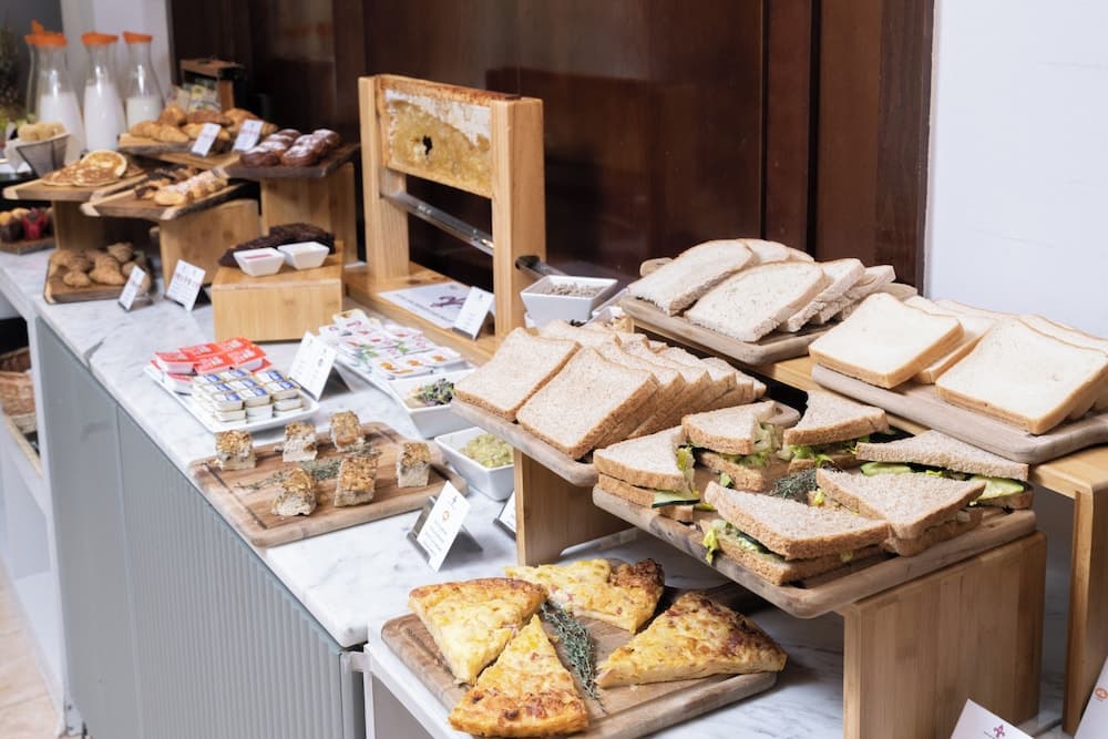 Breakfast buffet