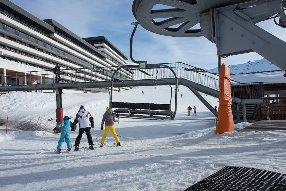 Skiing