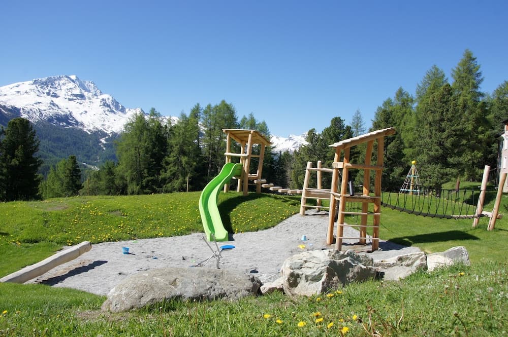 Children's play area - outdoor