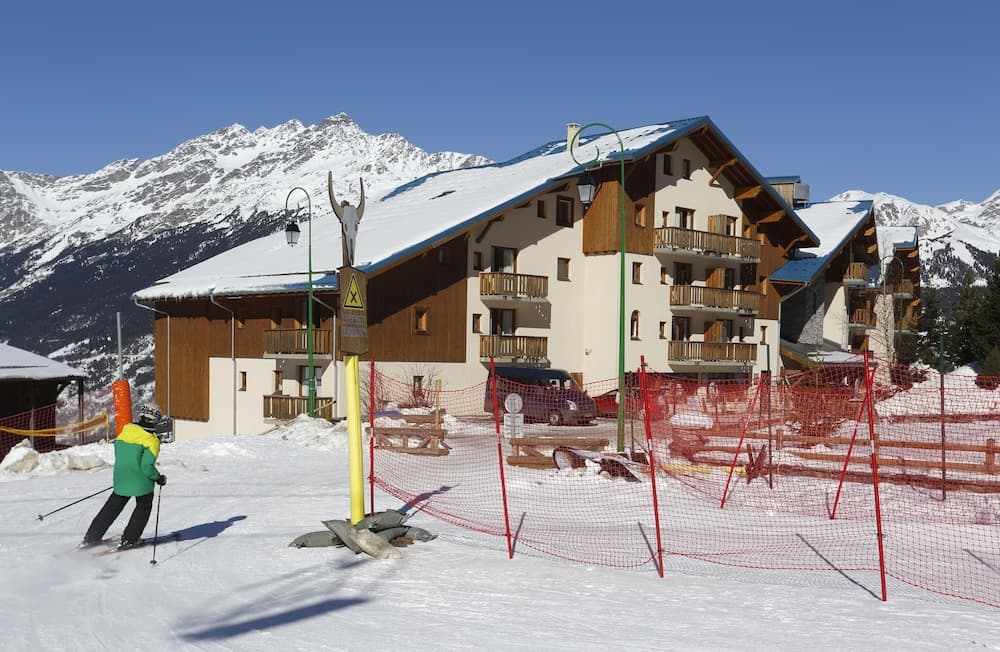 Skiing