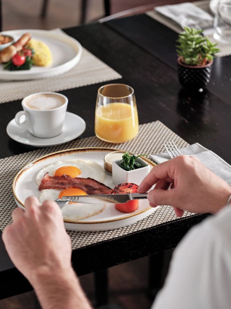 Breakfast meal