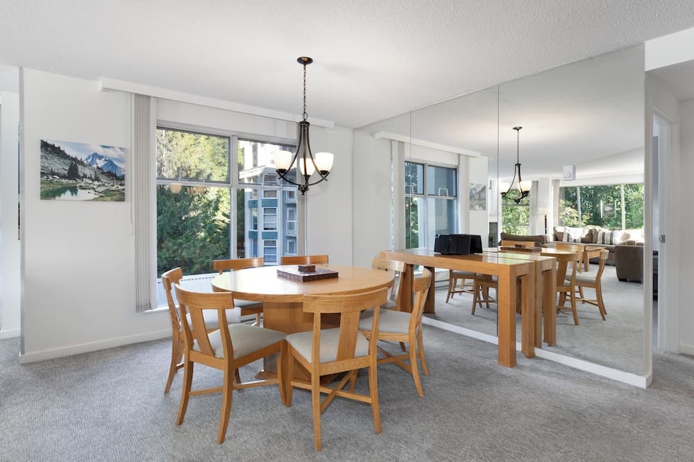 In-room dining