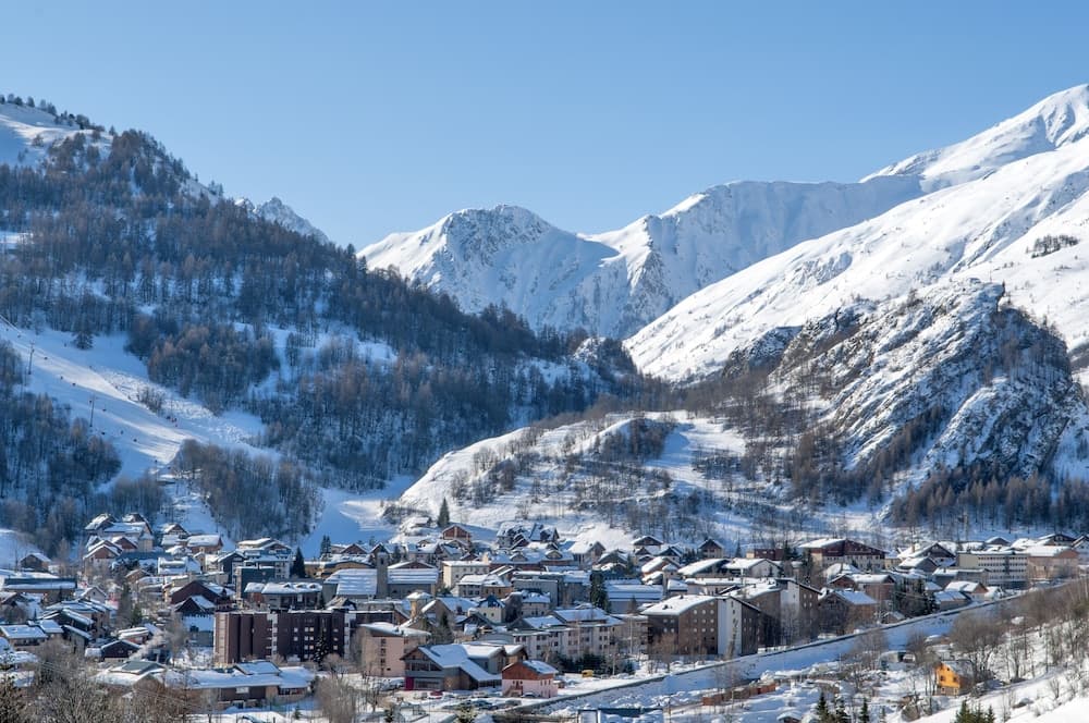 Snow and ski sports