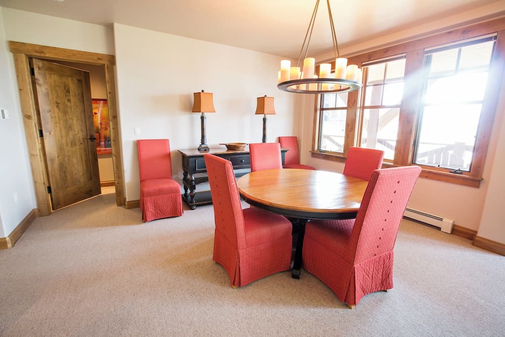 In-room dining