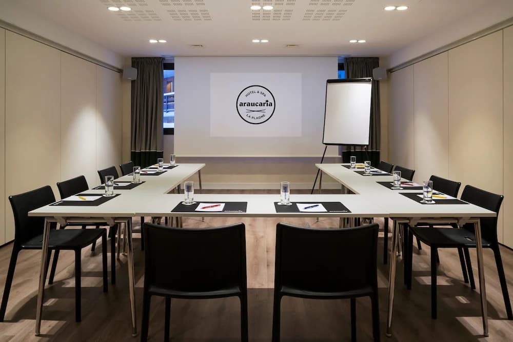 Meeting facility