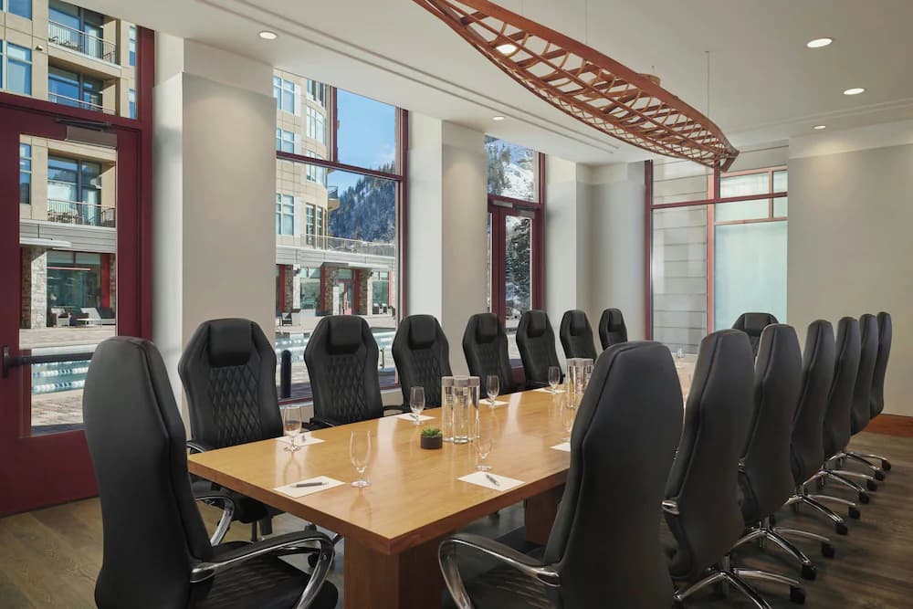 Meeting facility