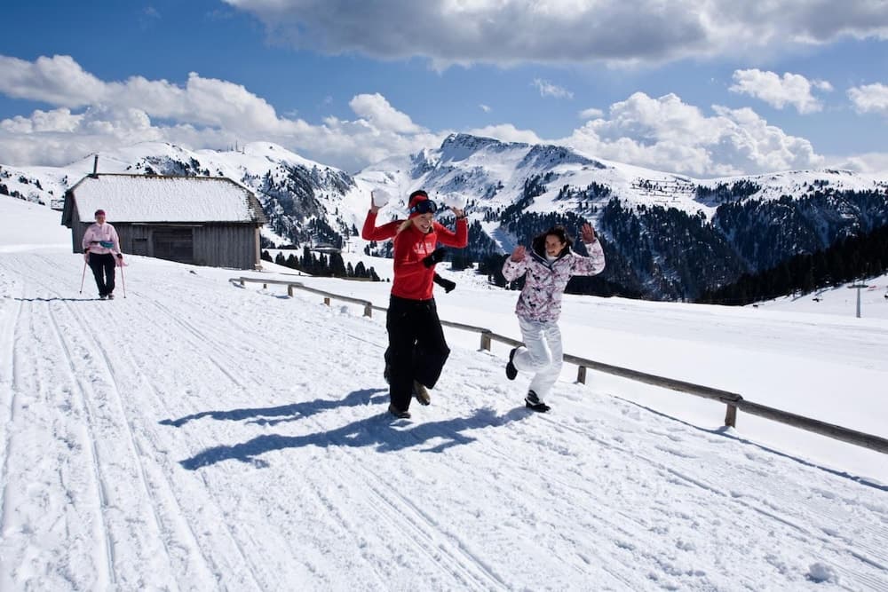 Snow and ski sports