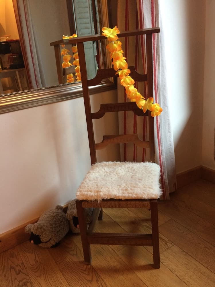 Room amenity