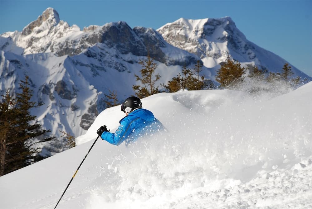 Snow and ski sports