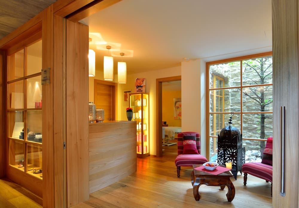 Spa reception