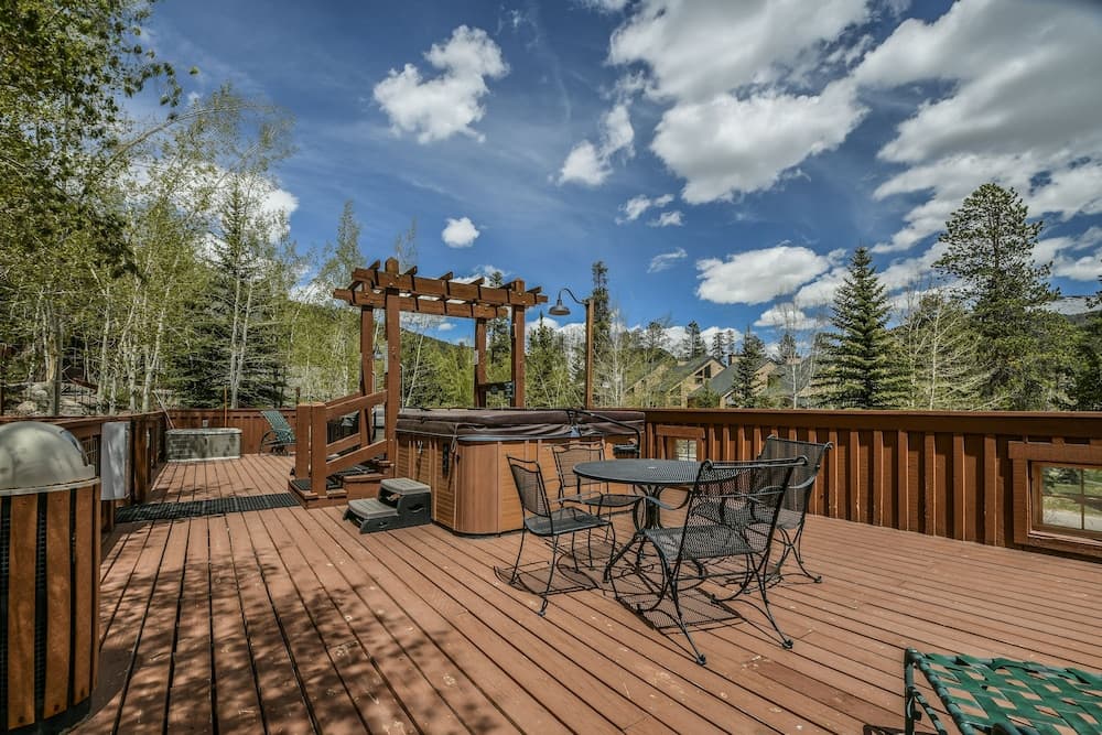 BBQ/picnic area