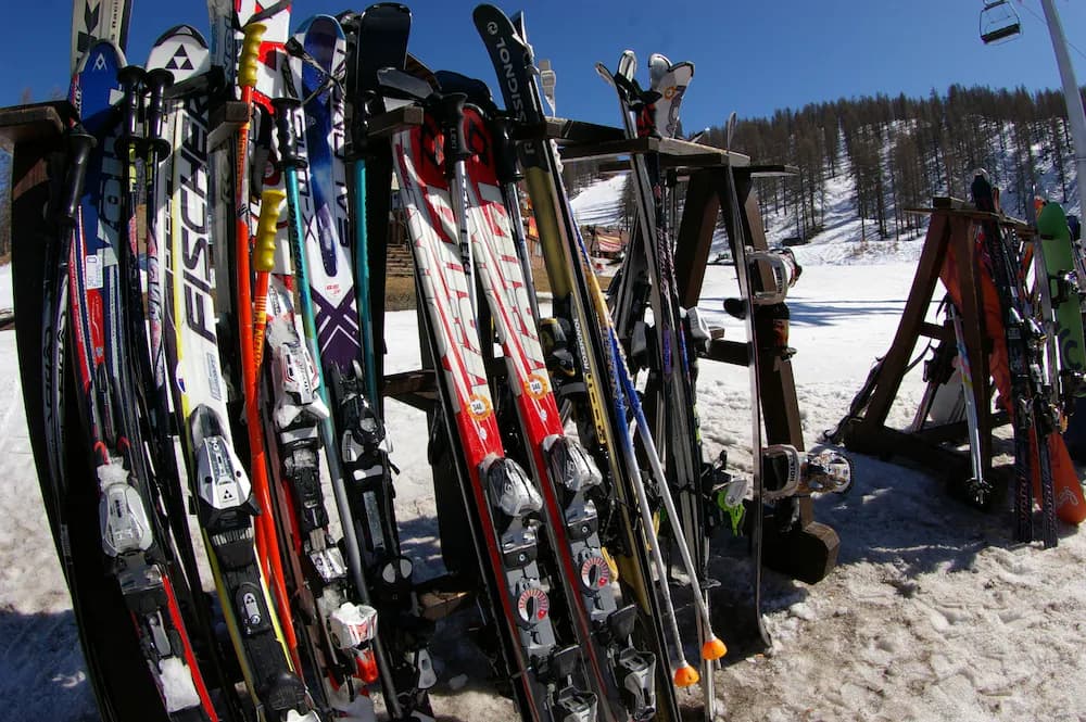 Snow and ski sports