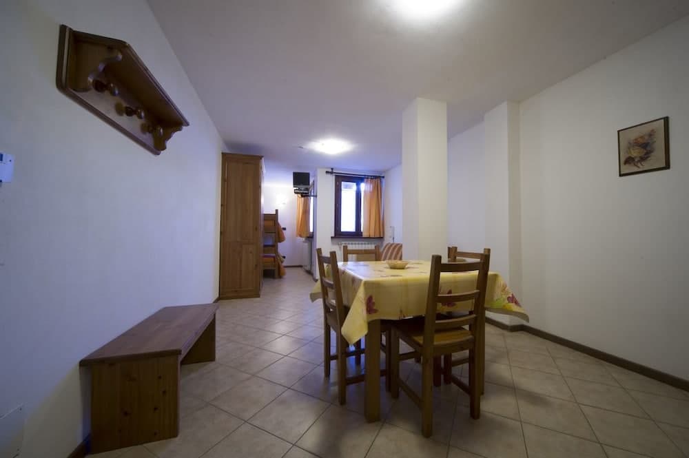 In-room dining