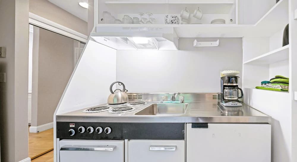 Private kitchenette