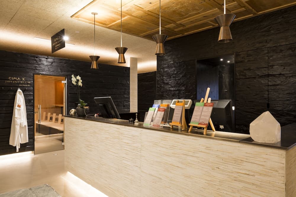 Spa reception