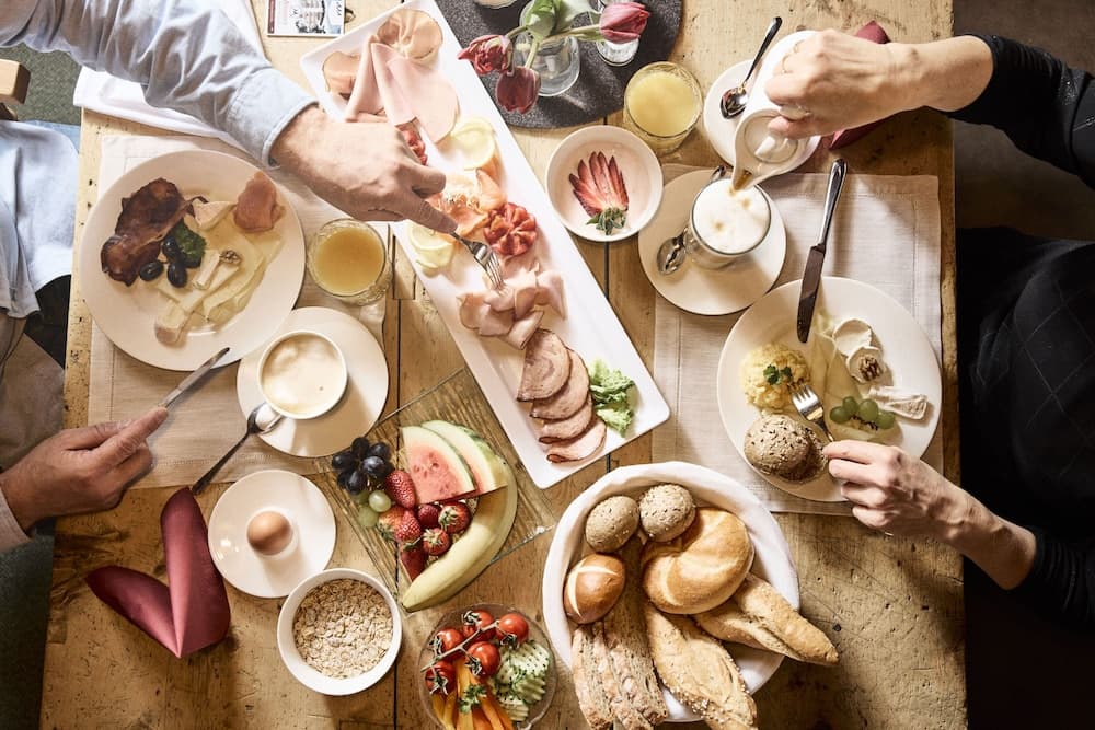 Breakfast buffet