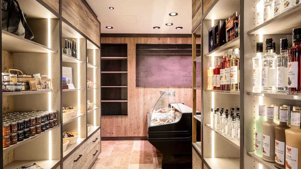Gift shop