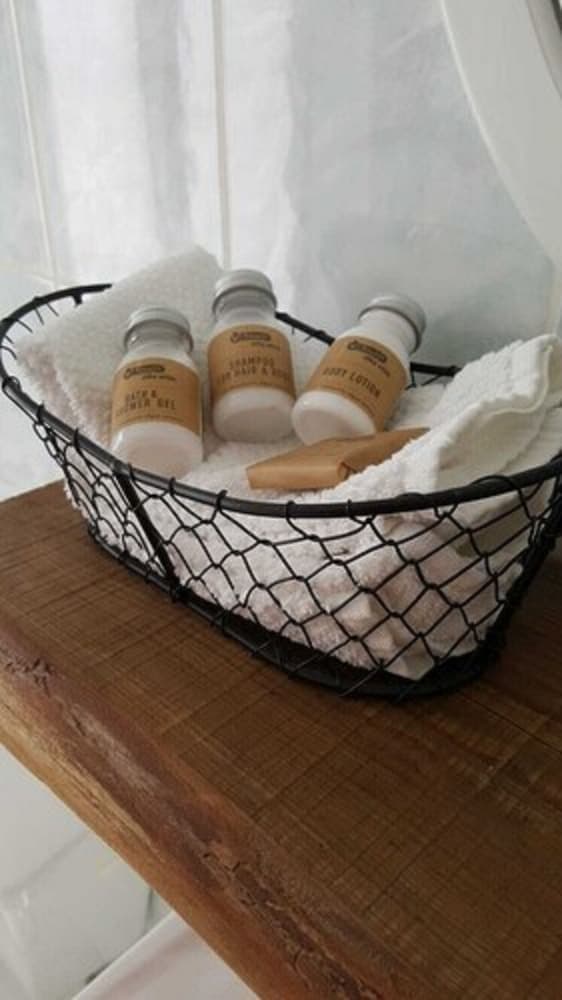 Bathroom amenities