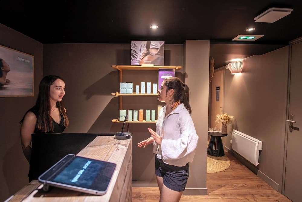 Spa reception