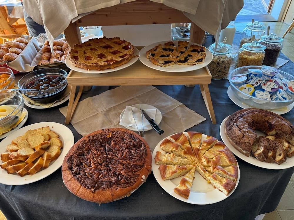 Breakfast buffet