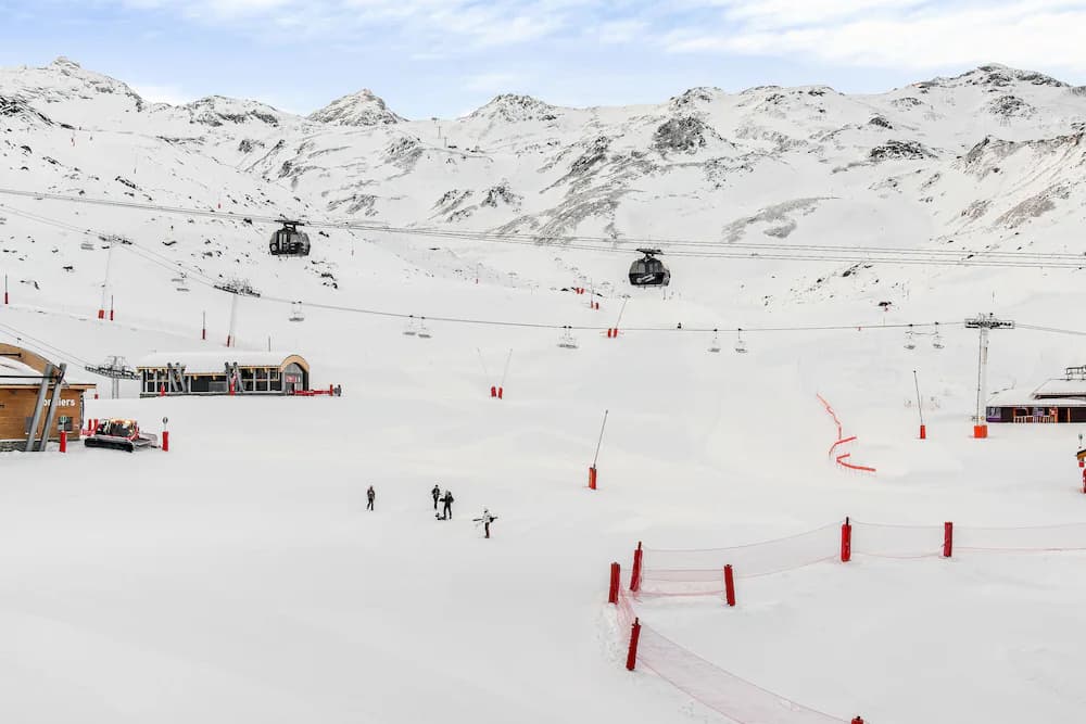 Snow and ski sports