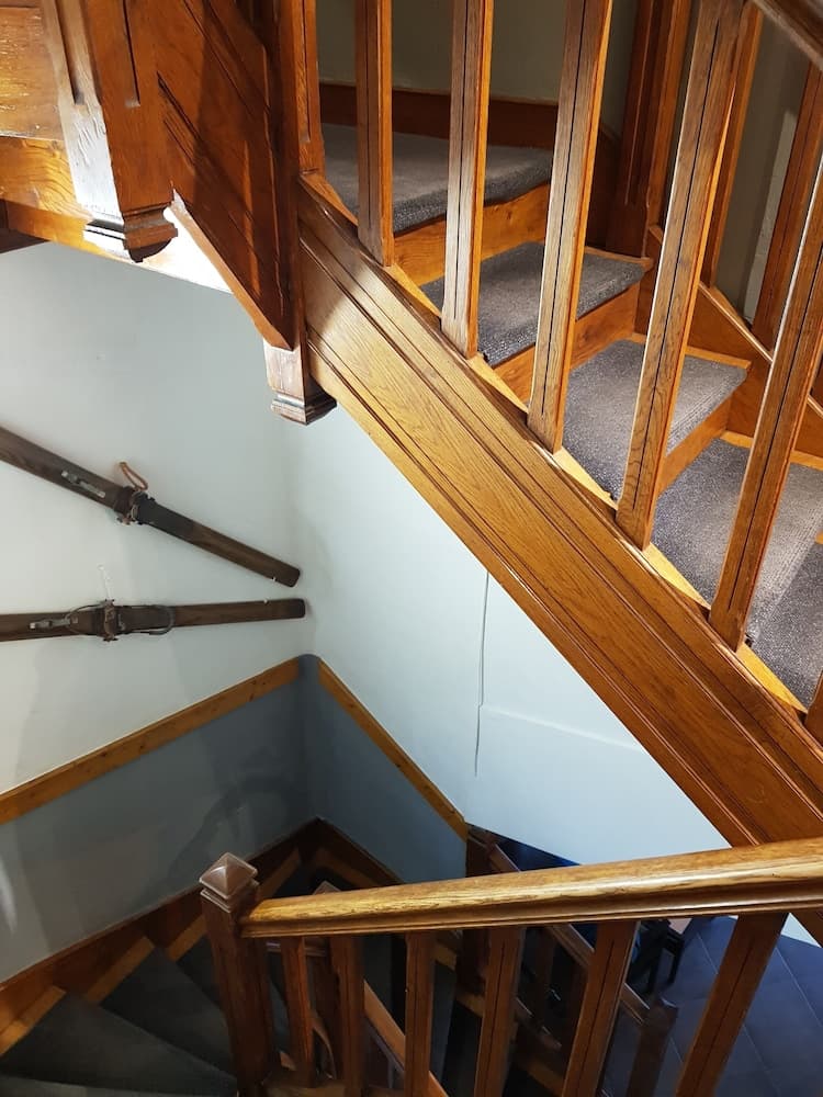 Handrails in stairways