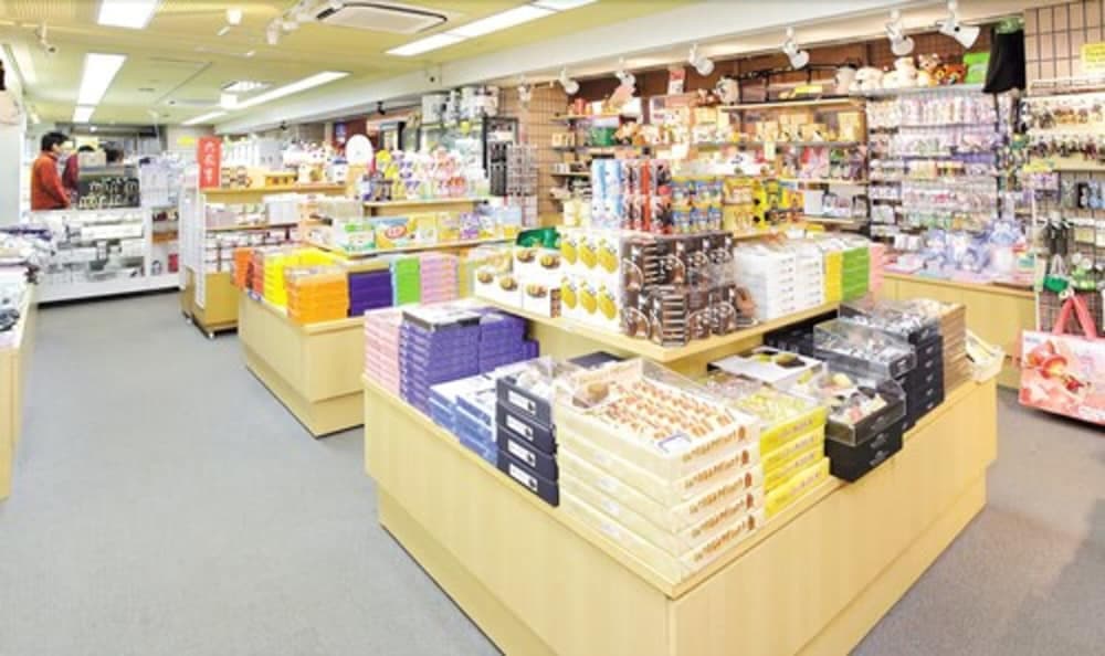 Gift shop