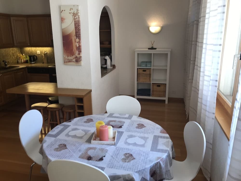 In-room dining