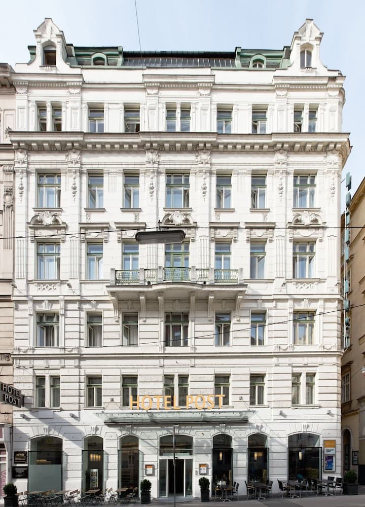 Primary image